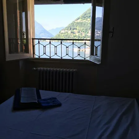 Casa Azzurra - Di Fronte Al Lago *